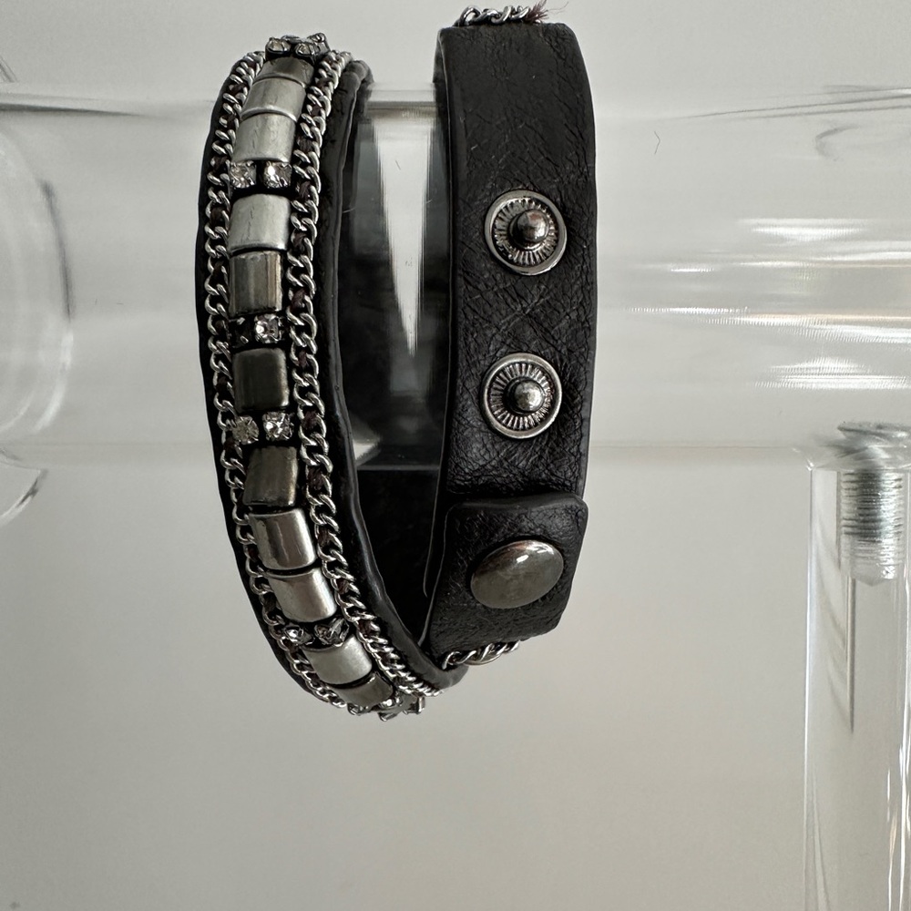 Stella & Dot Cady wrap bracelet